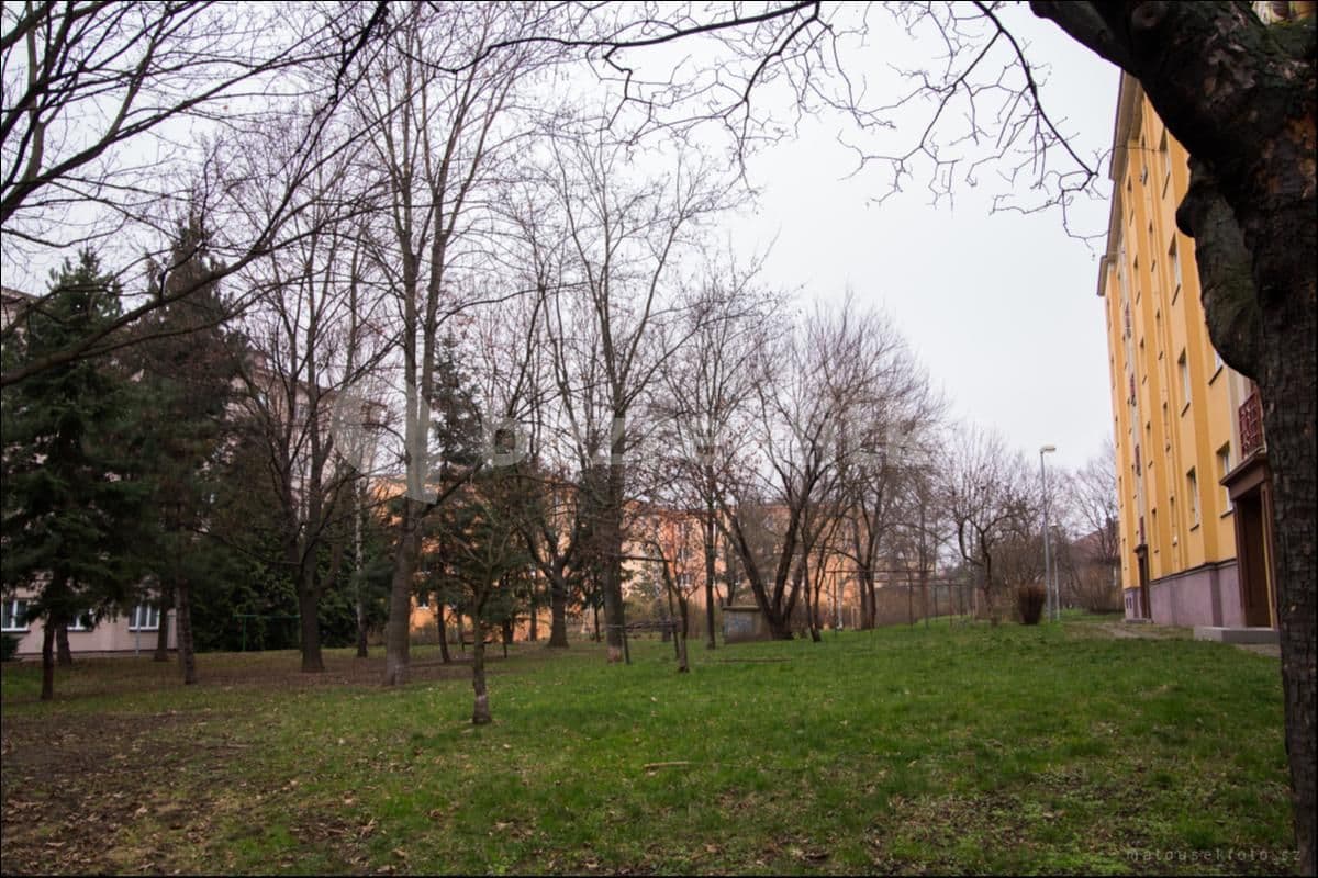 Prenájom bytu 1-izbový 39 m², Nučická, Praha, Praha Prenájom bytu 1-izbový 39 m², Nučická, Praha, Praha