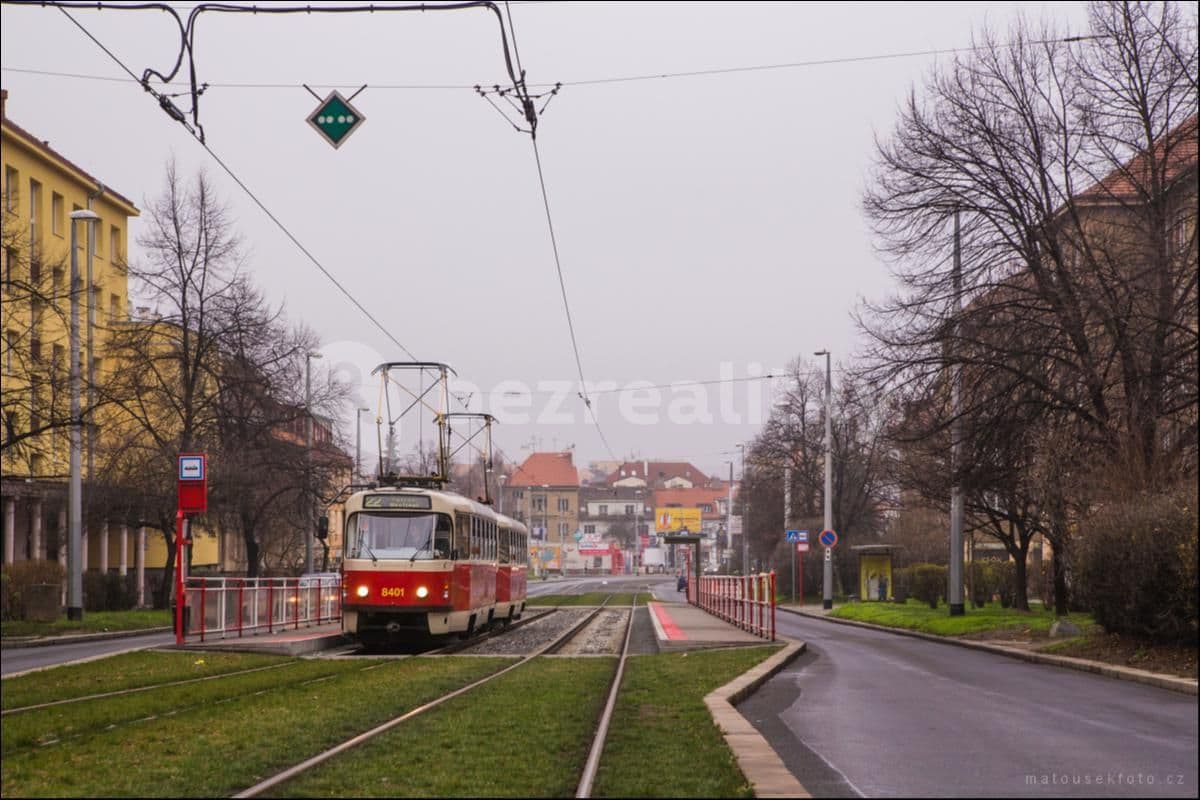 Prenájom bytu 1-izbový 39 m², Nučická, Praha, Praha Prenájom bytu 1-izbový 39 m², Nučická, Praha, Praha