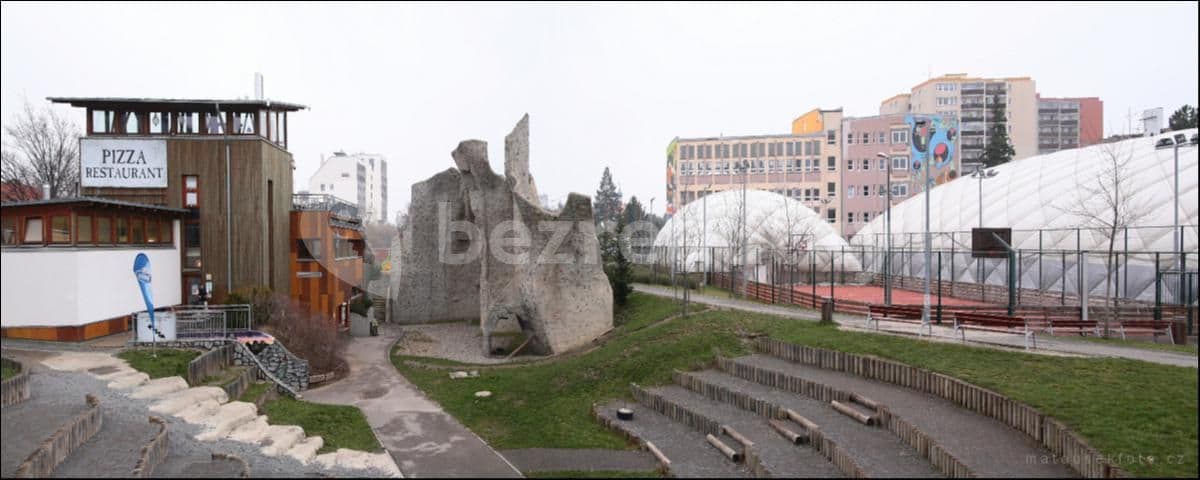 Prenájom bytu 1-izbový 39 m², Nučická, Praha, Praha Prenájom bytu 1-izbový 39 m², Nučická, Praha, Praha
