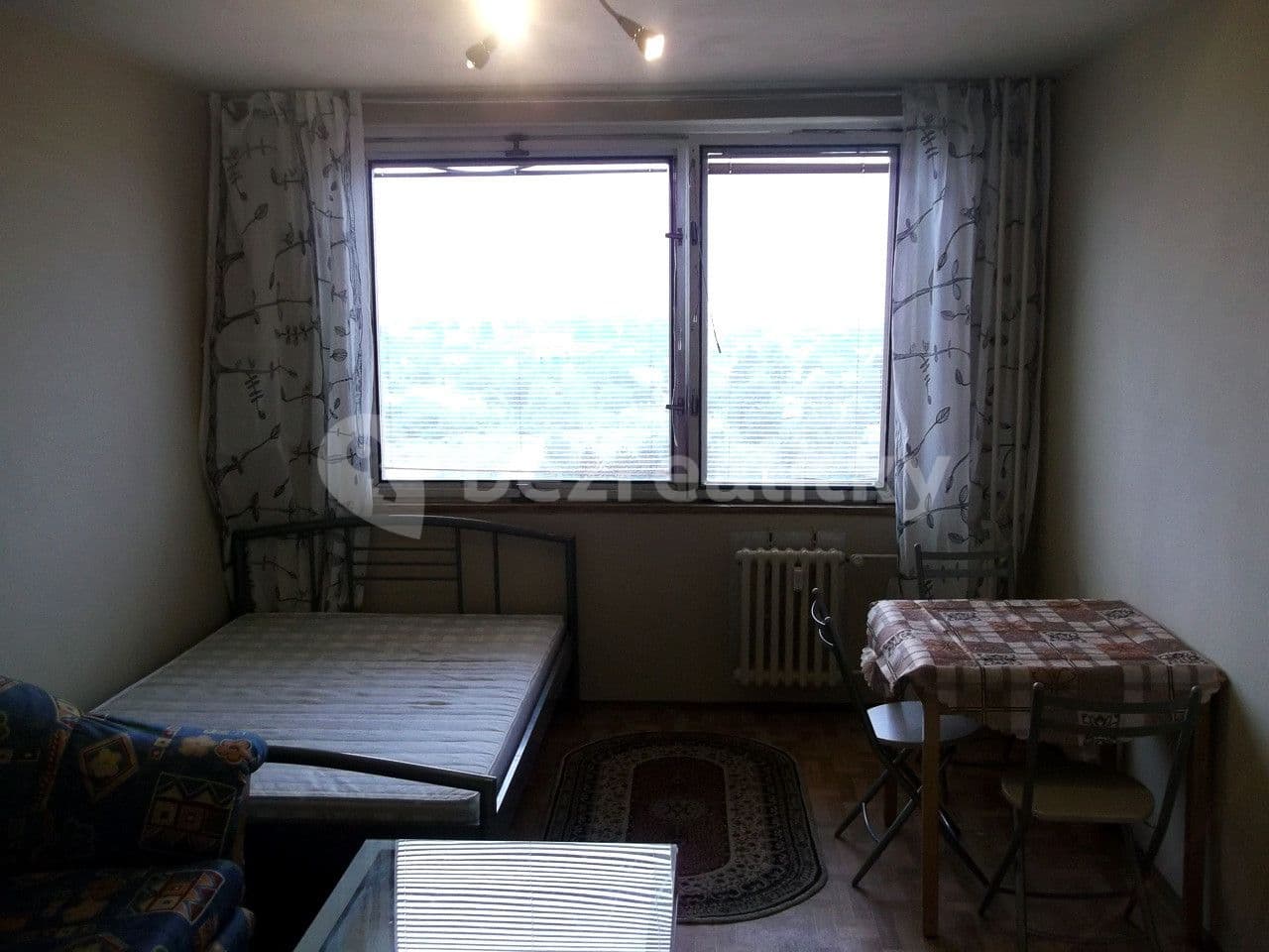 Prenájom bytu Garsoniéra 30 m², Nad Opatovem, Praha, Praha