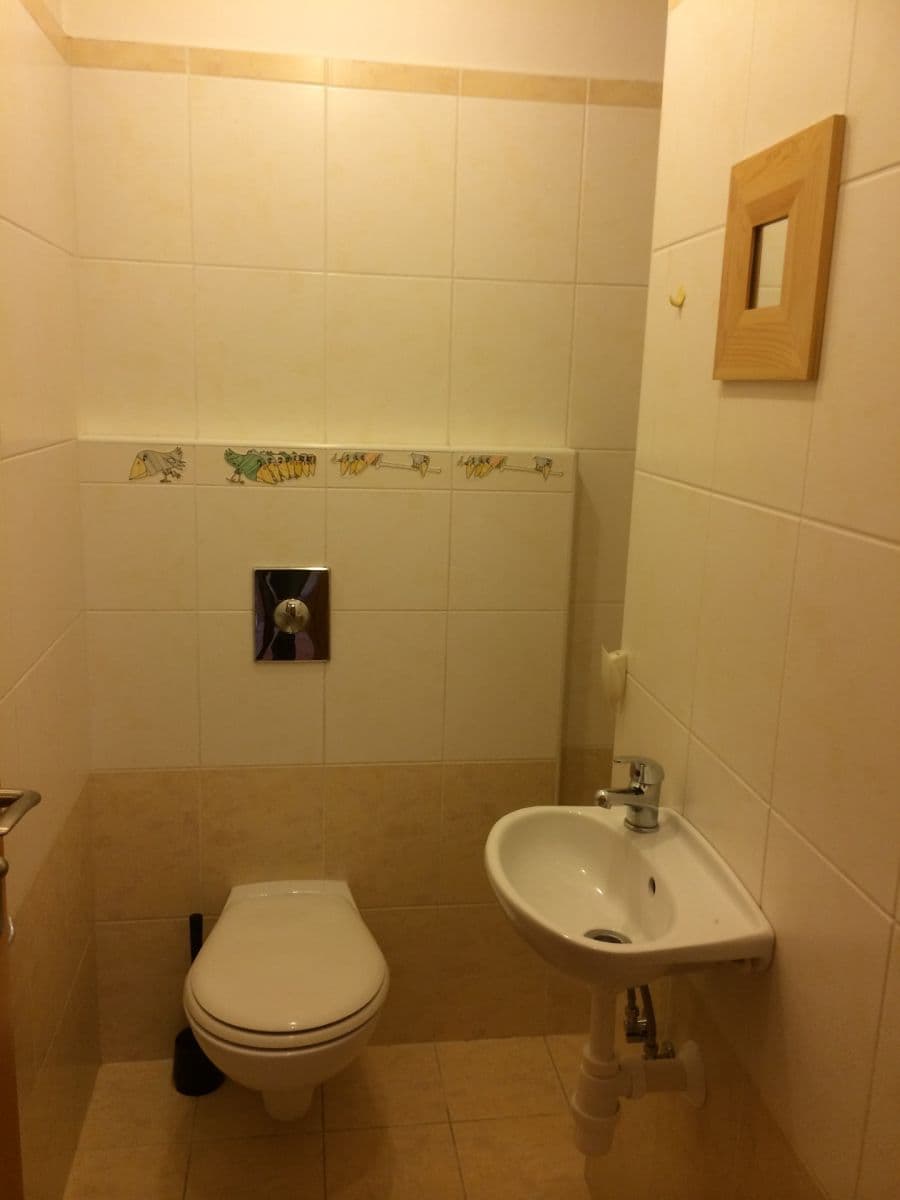 Prenájom bytu 4-izbový 87 m², K Rovinám, Praha, Praha Prenájom bytu 4-izbový 87 m², K Rovinám, Praha, Praha