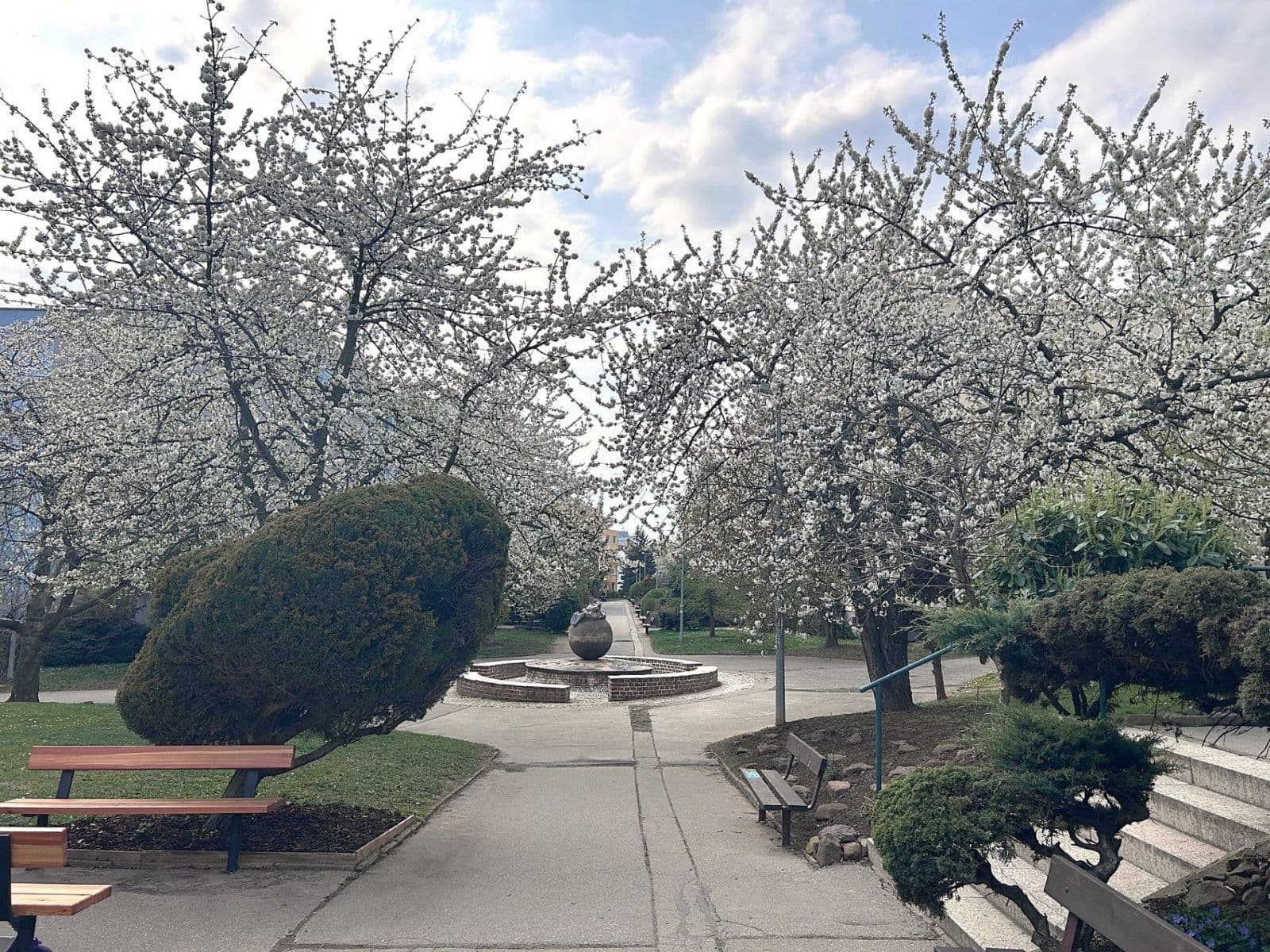 Prenájom bytu 4-izbový 87 m², K Rovinám, Praha, Praha Prenájom bytu 4-izbový 87 m², K Rovinám, Praha, Praha