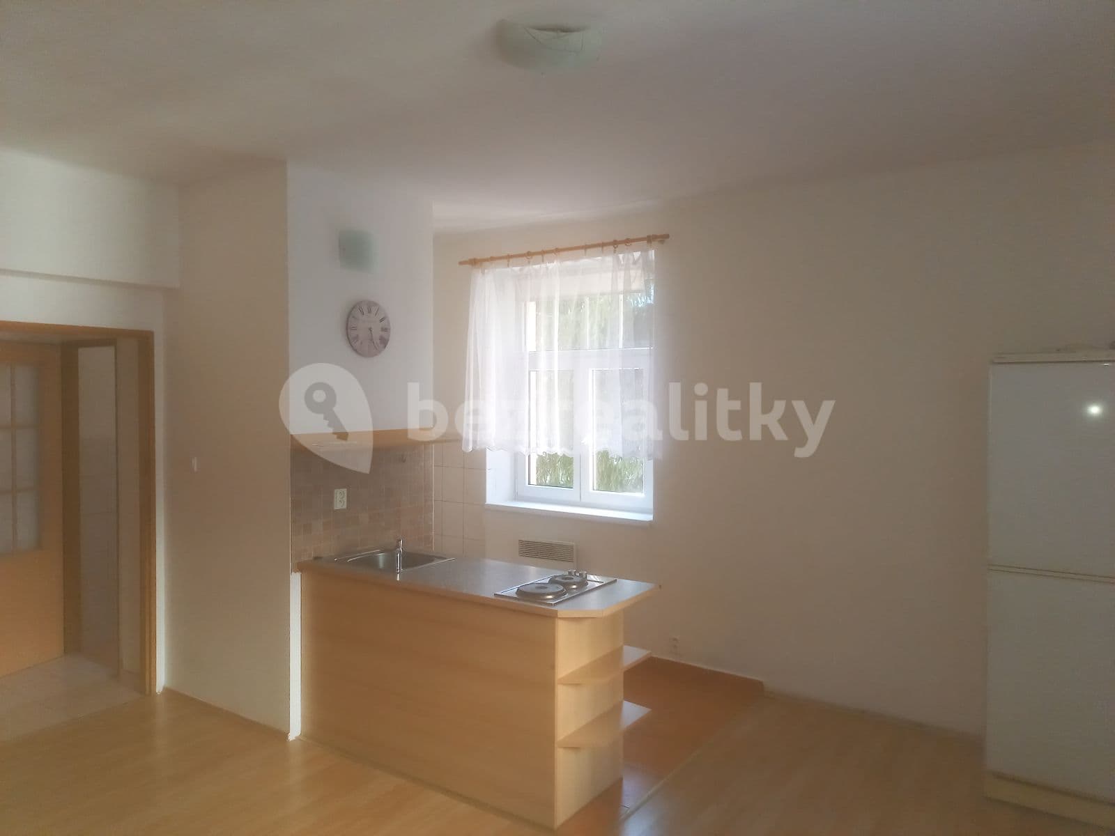 Prenájom bytu 1-izbový 26 m², Souběžná, Jablonec nad Nisou, Liberecký kraj