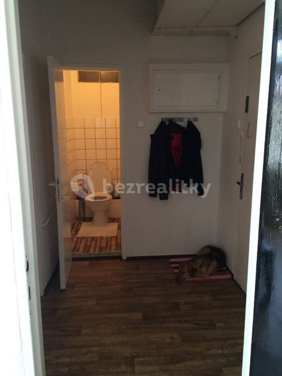 Prenájom bytu 2-izbový 38 m², Nuselská, Praha, Praha Prenájom bytu 2-izbový 38 m², Nuselská, Praha, Praha