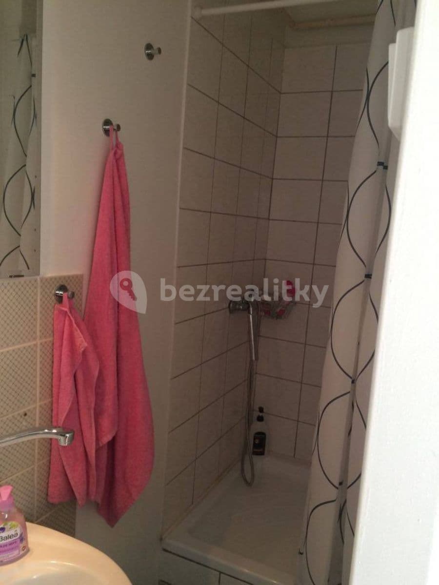 Prenájom bytu 2-izbový 38 m², Nuselská, Praha, Praha Prenájom bytu 2-izbový 38 m², Nuselská, Praha, Praha