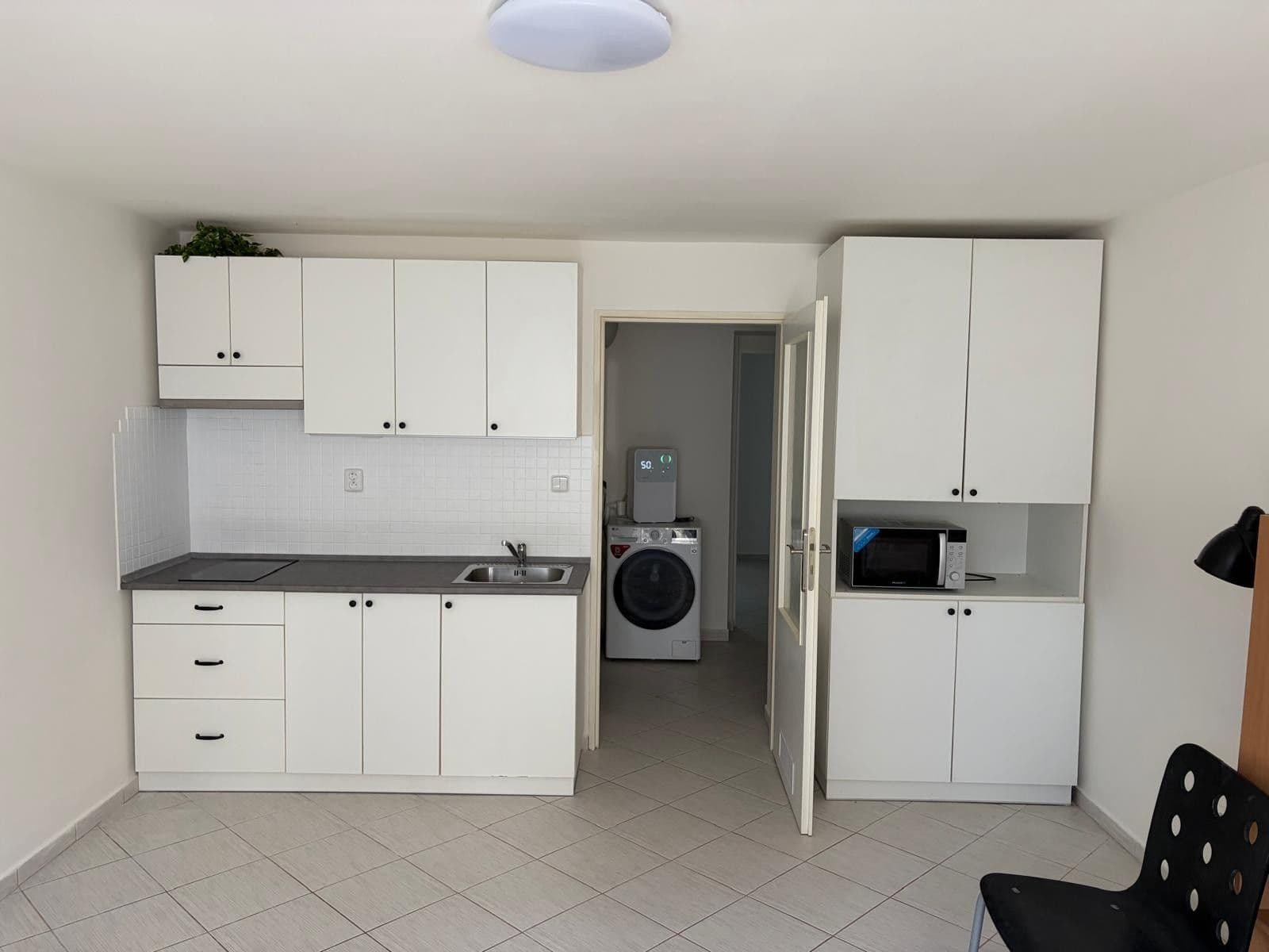 Prenájom bytu 2-izbový 45 m², Došlíkova, Brno, Jihomoravský kraj Prenájom bytu 2-izbový 45 m², Došlíkova, Brno, Jihomoravský kraj