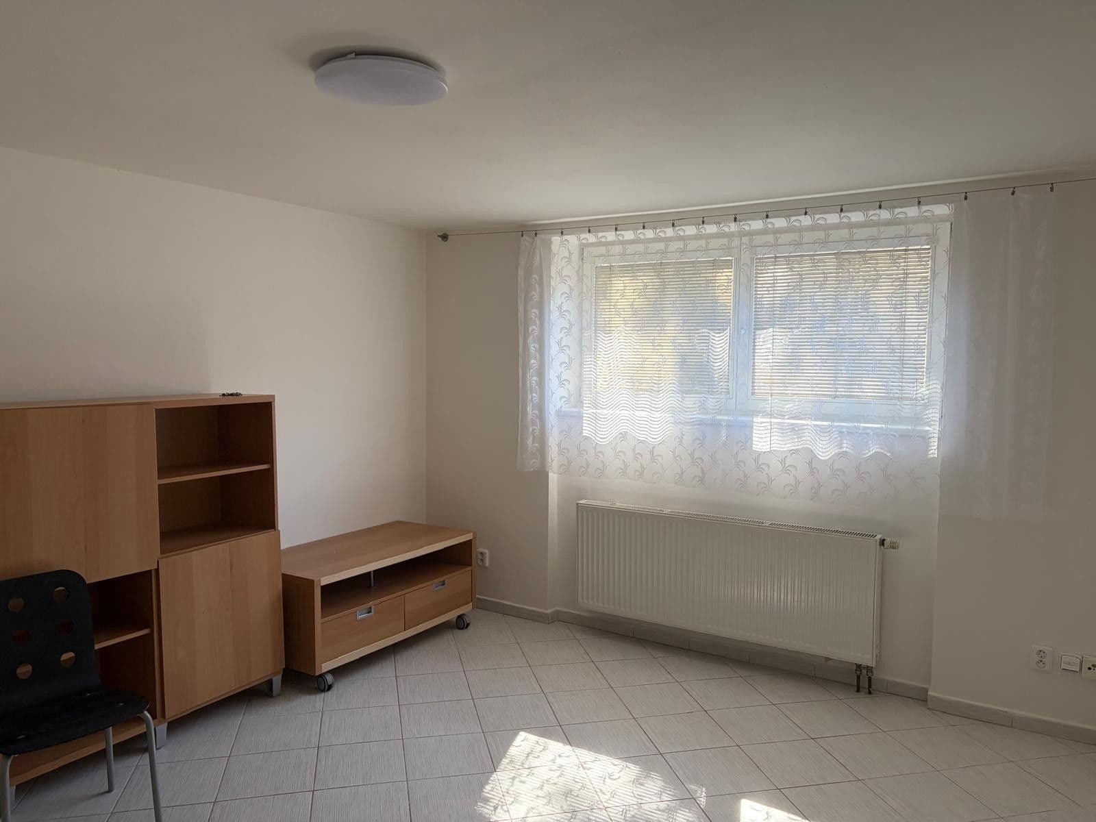 Prenájom bytu 2-izbový 45 m², Došlíkova, Brno, Jihomoravský kraj Prenájom bytu 2-izbový 45 m², Došlíkova, Brno, Jihomoravský kraj