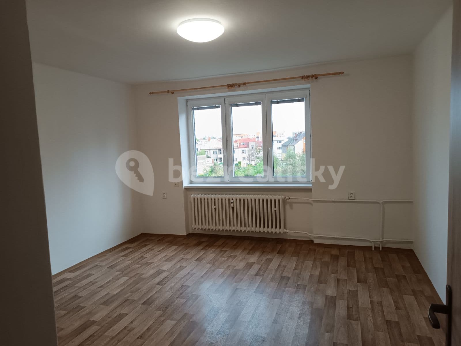 Prenájom bytu 2-izbový 56 m², Myslbekova, Olomouc, Olomoucký kraj Prenájom bytu 2-izbový 56 m², Myslbekova, Olomouc, Olomoucký kraj