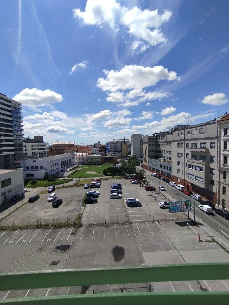 Prenájom bytu 1-izbový 25 m², Bratislavská, Brno, Jihomoravský kraj Prenájom bytu 1-izbový 25 m², Bratislavská, Brno, Jihomoravský kraj