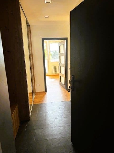 Prenájom bytu 2-izbový 47 m², Karla Tájka, Brandýs nad Labem-Stará Boleslav, Středočeský kraj Prenájom bytu 2-izbový 47 m², Karla Tájka, Brandýs nad Labem-Stará Boleslav, Středočeský kraj