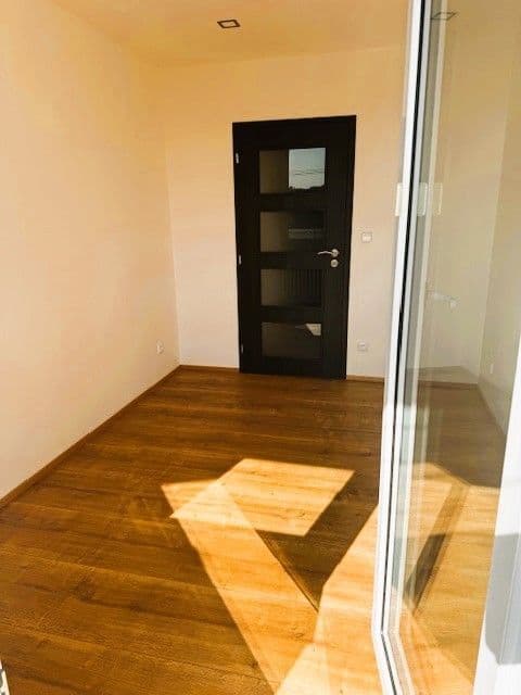 Prenájom bytu 2-izbový 47 m², Karla Tájka, Brandýs nad Labem-Stará Boleslav, Středočeský kraj Prenájom bytu 2-izbový 47 m², Karla Tájka, Brandýs nad Labem-Stará Boleslav, Středočeský kraj