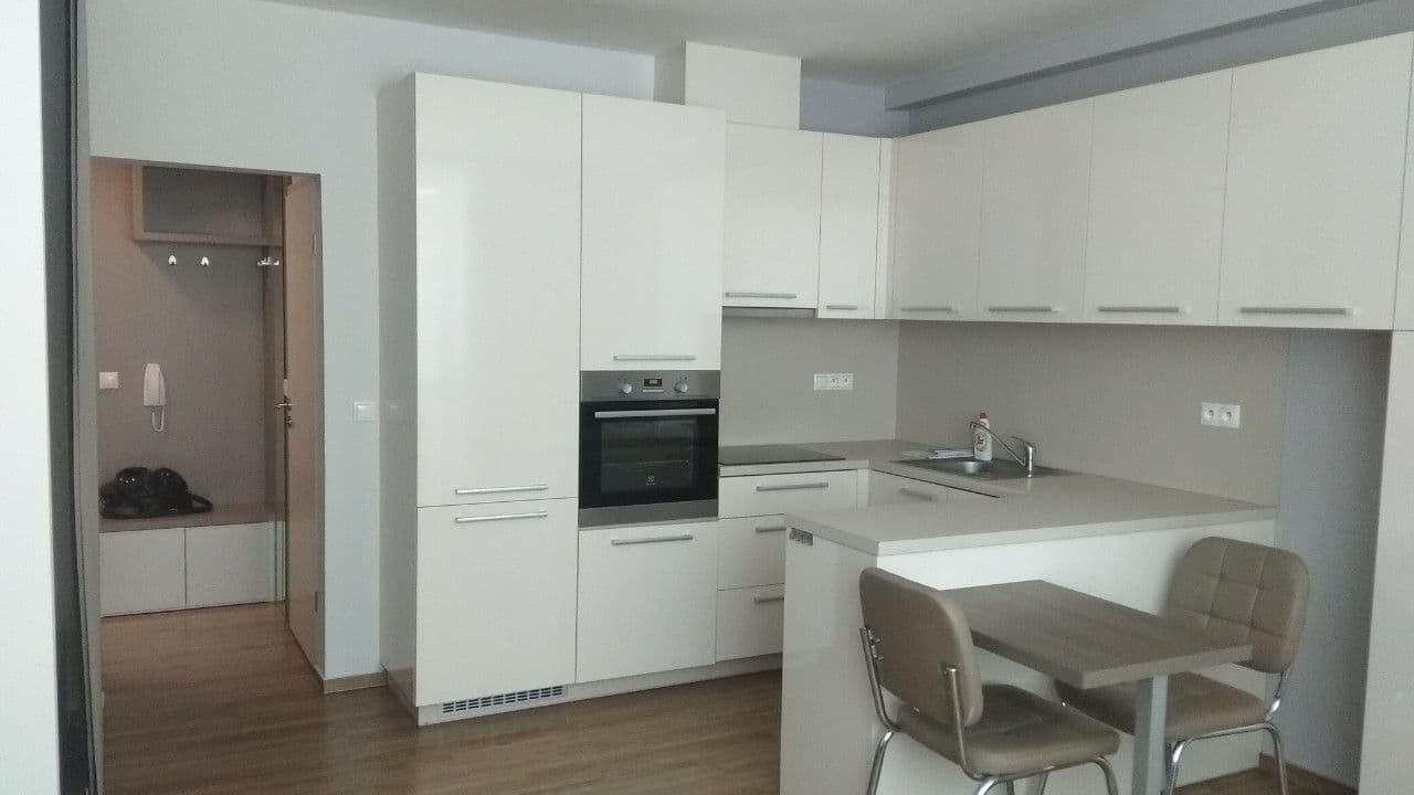 Prenájom bytu 1-izbový 37 m², Litovelská, Olomouc, Olomoucký kraj Prenájom bytu 1-izbový 37 m², Litovelská, Olomouc, Olomoucký kraj