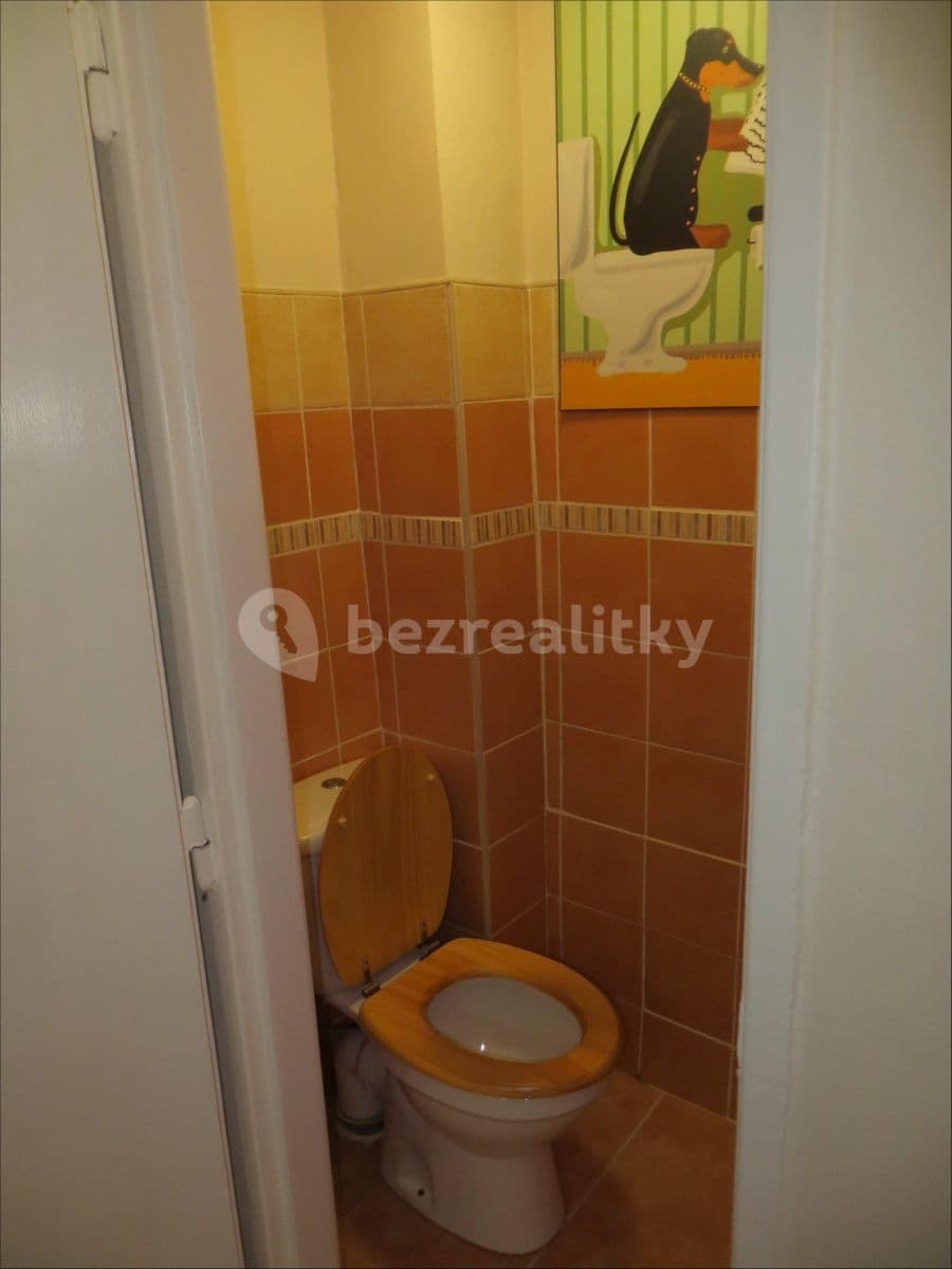 Prenájom bytu 1-izbový 42 m², Šrobárova, Praha, Praha Prenájom bytu 1-izbový 42 m², Šrobárova, Praha, Praha