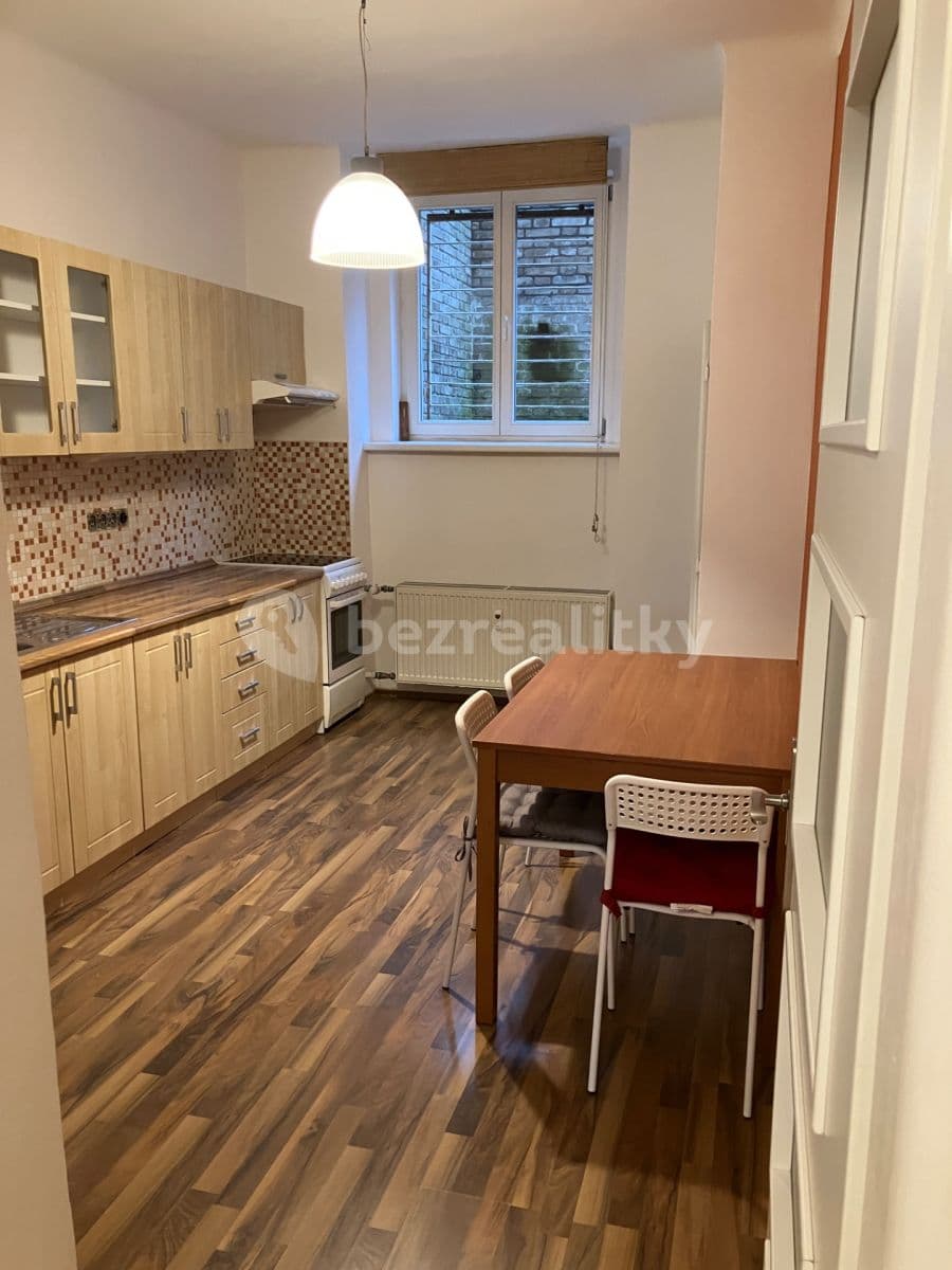 Prenájom bytu 1-izbový 42 m², Šrobárova, Praha, Praha Prenájom bytu 1-izbový 42 m², Šrobárova, Praha, Praha
