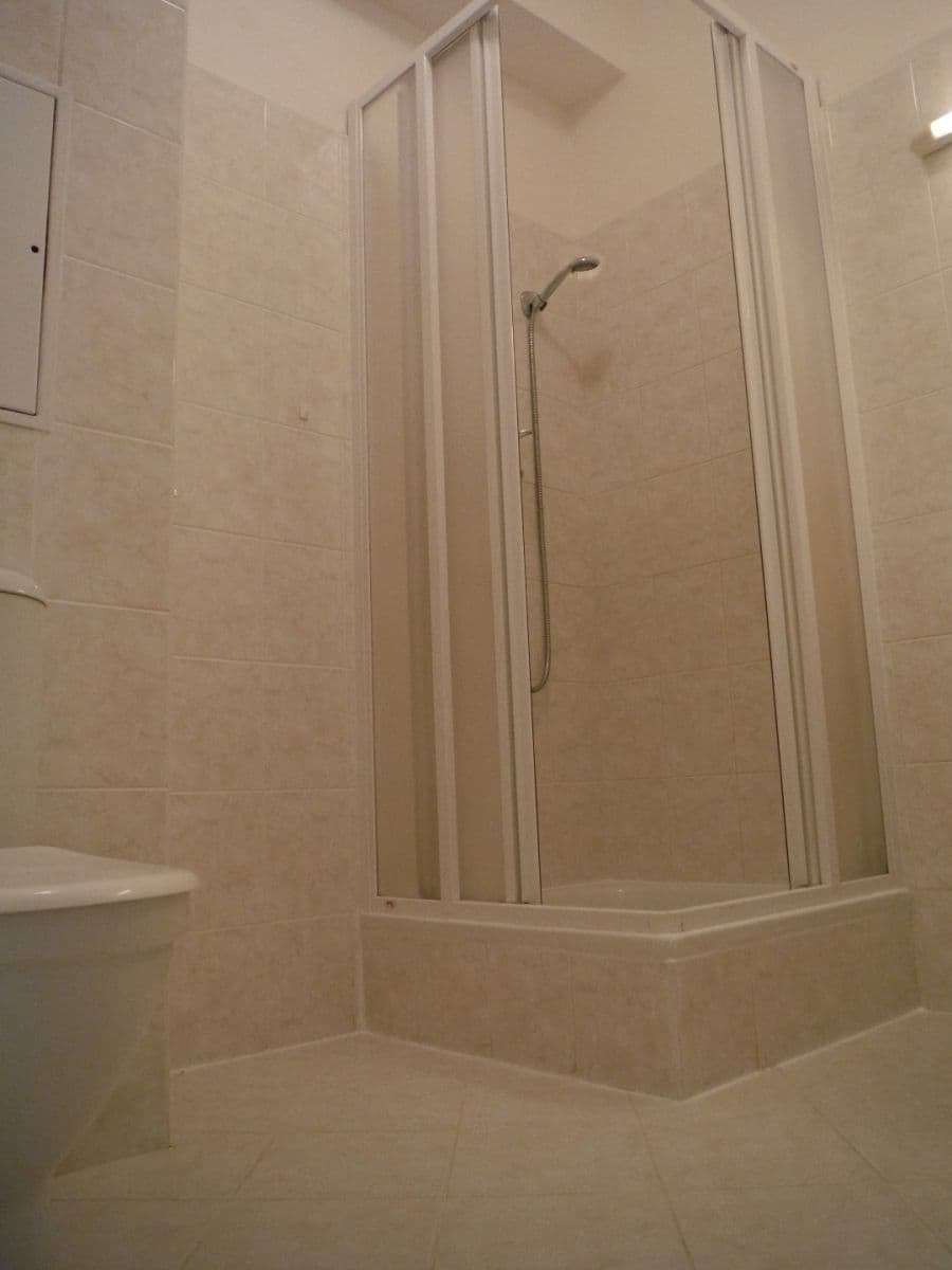 Predaj bytu 2-izbový 46 m², Pelušková, Praha, Praha Predaj bytu 2-izbový 46 m², Pelušková, Praha, Praha