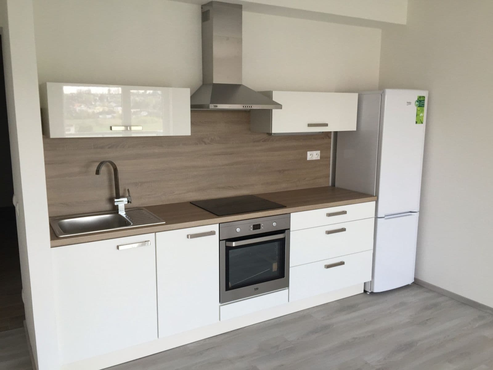 Prenájom bytu 2-izbový 57 m², U Velkého rybníka, Plzeň, Plzeňský kraj Prenájom bytu 2-izbový 57 m², U Velkého rybníka, Plzeň, Plzeňský kraj