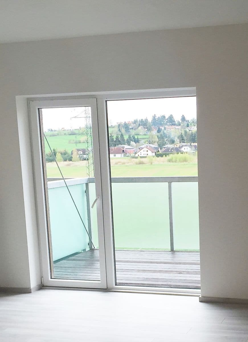 Prenájom bytu 2-izbový 57 m², U Velkého rybníka, Plzeň, Plzeňský kraj Prenájom bytu 2-izbový 57 m², U Velkého rybníka, Plzeň, Plzeňský kraj