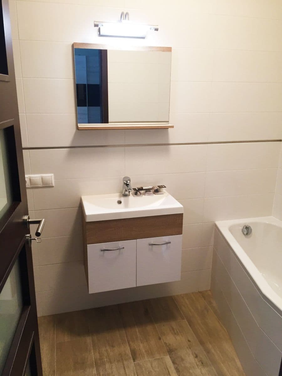 Prenájom bytu 2-izbový 57 m², U Velkého rybníka, Plzeň, Plzeňský kraj Prenájom bytu 2-izbový 57 m², U Velkého rybníka, Plzeň, Plzeňský kraj