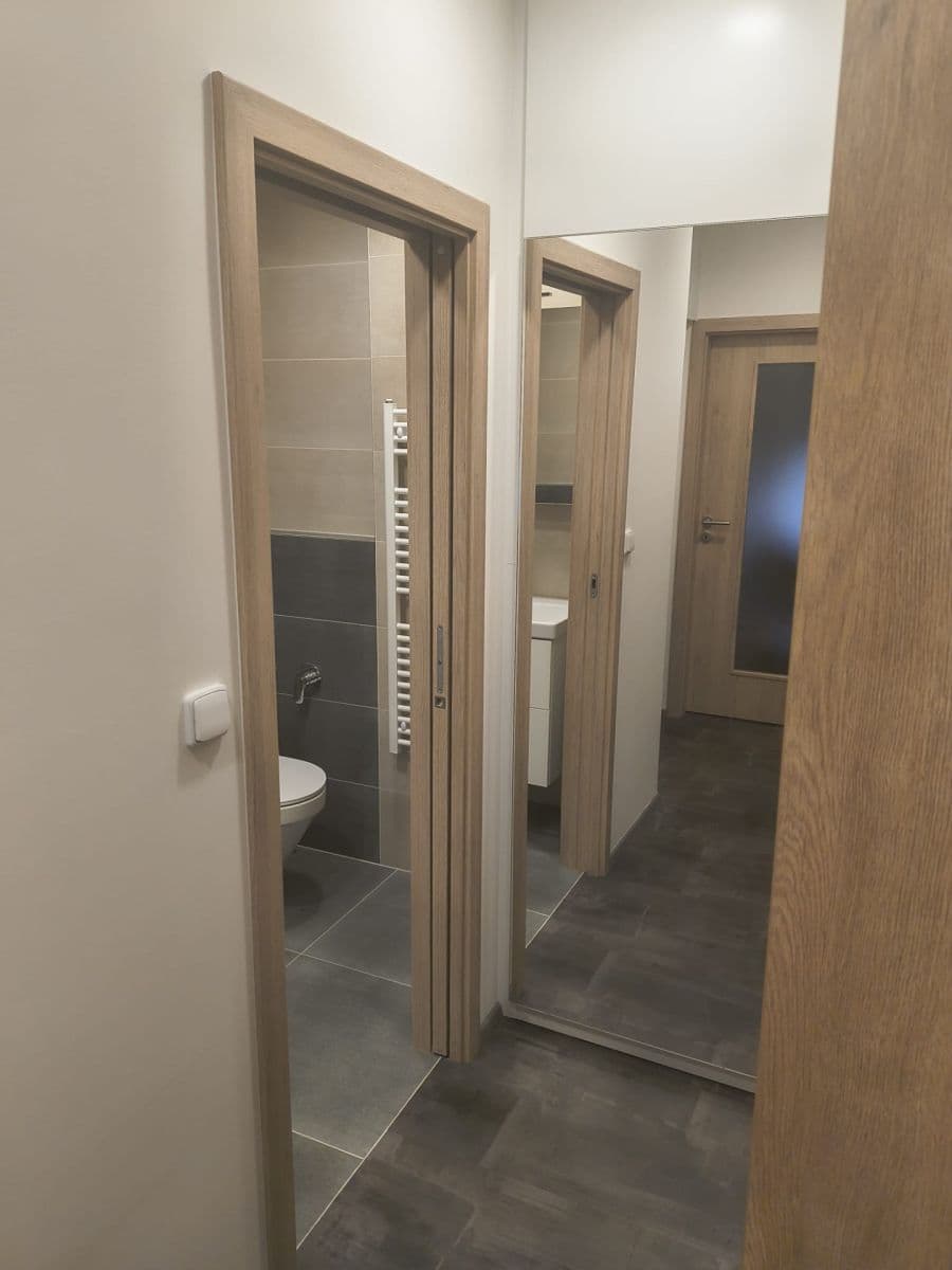 Prenájom bytu 1-izbový 39 m², Kafkova, Praha, Praha Prenájom bytu 1-izbový 39 m², Kafkova, Praha, Praha