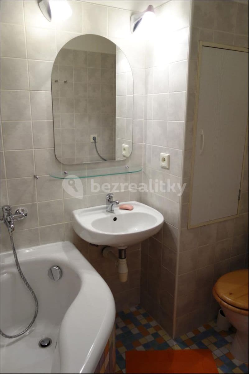 Prenájom bytu 2-izbový 55 m², Sečská, Praha, Praha Prenájom bytu 2-izbový 55 m², Sečská, Praha, Praha