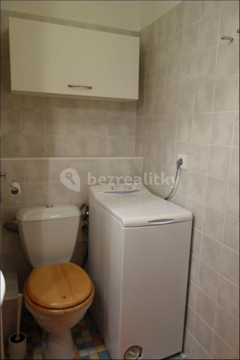 Prenájom bytu 2-izbový 55 m², Sečská, Praha, Praha Prenájom bytu 2-izbový 55 m², Sečská, Praha, Praha