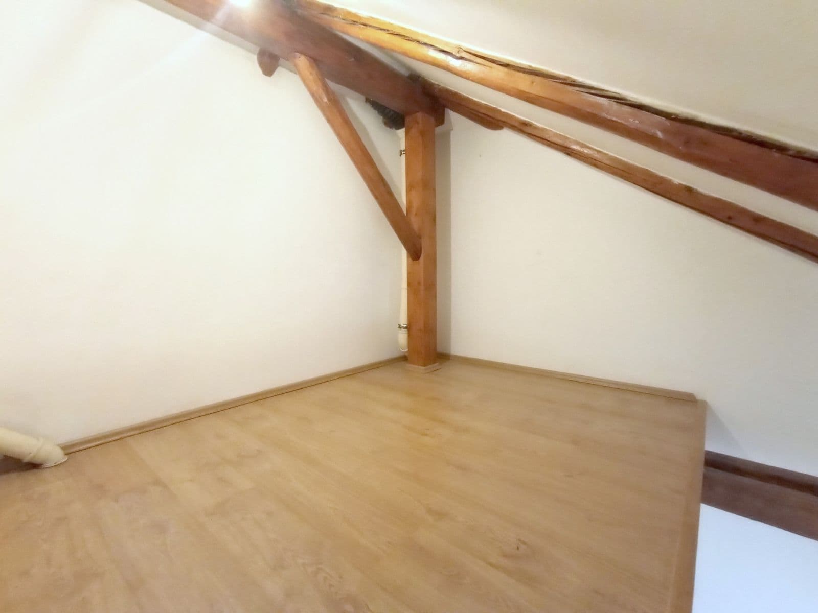 Prenájom bytu 2-izbový 55 m², Klapkova, Praha, Praha Prenájom bytu 2-izbový 55 m², Klapkova, Praha, Praha