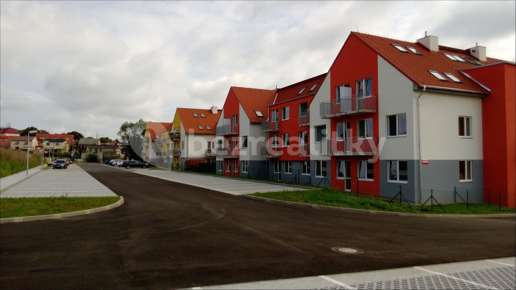 Prenájom bytu 2-izbový 63 m², Mirešická, Jinočany, Středočeský kraj Prenájom bytu 2-izbový 63 m², Mirešická, Jinočany, Středočeský kraj