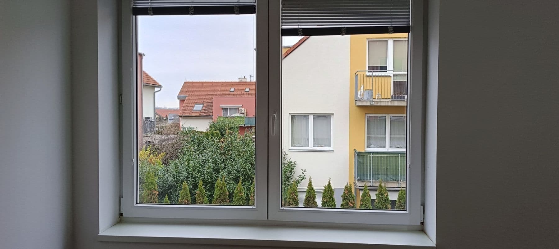 Prenájom bytu 2-izbový 63 m², Mirešická, Jinočany, Středočeský kraj Prenájom bytu 2-izbový 63 m², Mirešická, Jinočany, Středočeský kraj