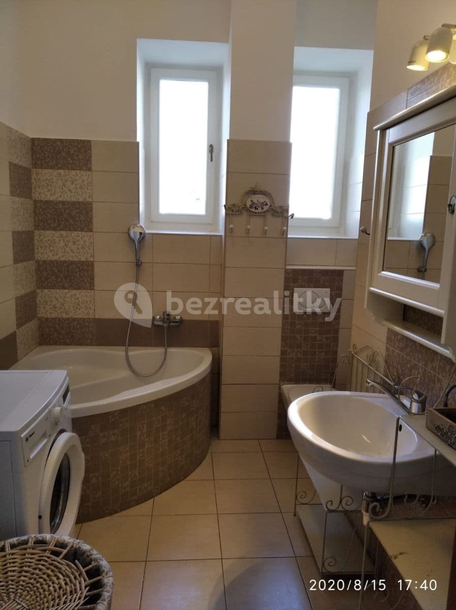 Prenájom bytu 2-izbový 72 m², Kollárova, Kutná Hora, Středočeský kraj Prenájom bytu 2-izbový 72 m², Kollárova, Kutná Hora, Středočeský kraj