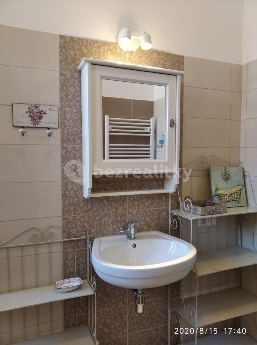 Prenájom bytu 2-izbový 72 m², Kollárova, Kutná Hora, Středočeský kraj Prenájom bytu 2-izbový 72 m², Kollárova, Kutná Hora, Středočeský kraj