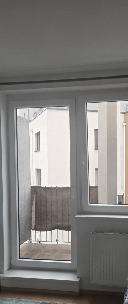 Prenájom bytu 1-izbový 28 m², Zakšínská, Praha, Praha Prenájom bytu 1-izbový 28 m², Zakšínská, Praha, Praha