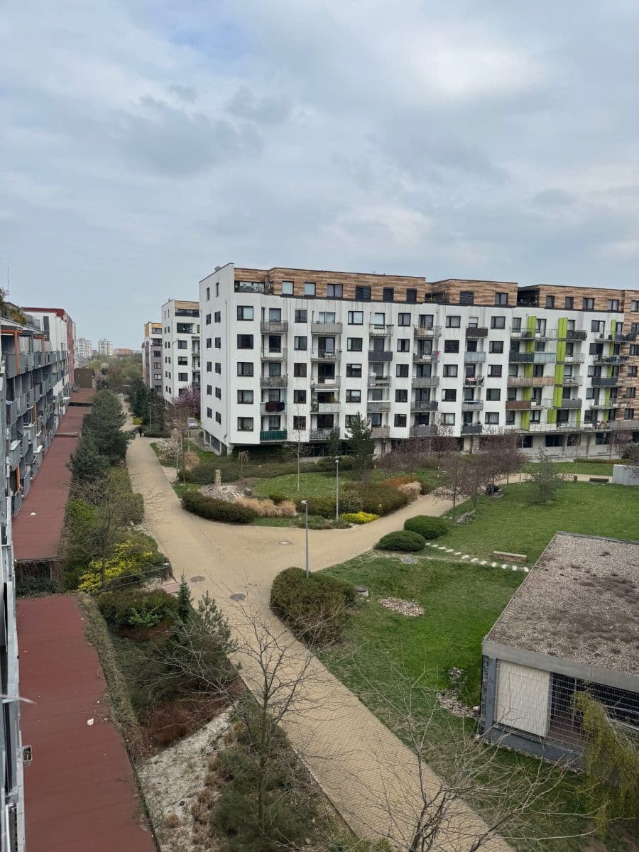 Prenájom bytu 1-izbový 28 m², Zakšínská, Praha, Praha Prenájom bytu 1-izbový 28 m², Zakšínská, Praha, Praha