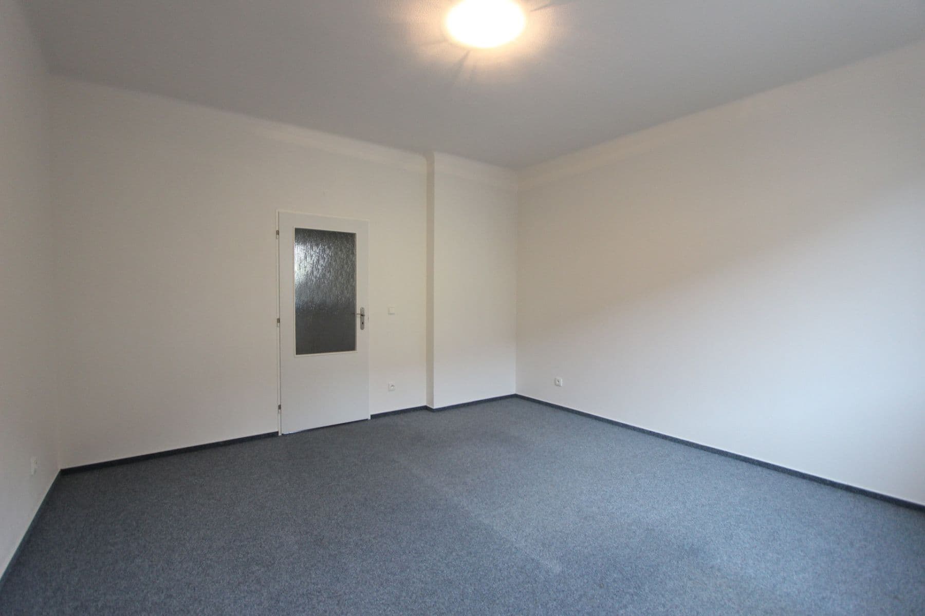 Prenájom bytu 1-izbový 36 m², Škroupova, Brno, Jihomoravský kraj Prenájom bytu 1-izbový 36 m², Škroupova, Brno, Jihomoravský kraj