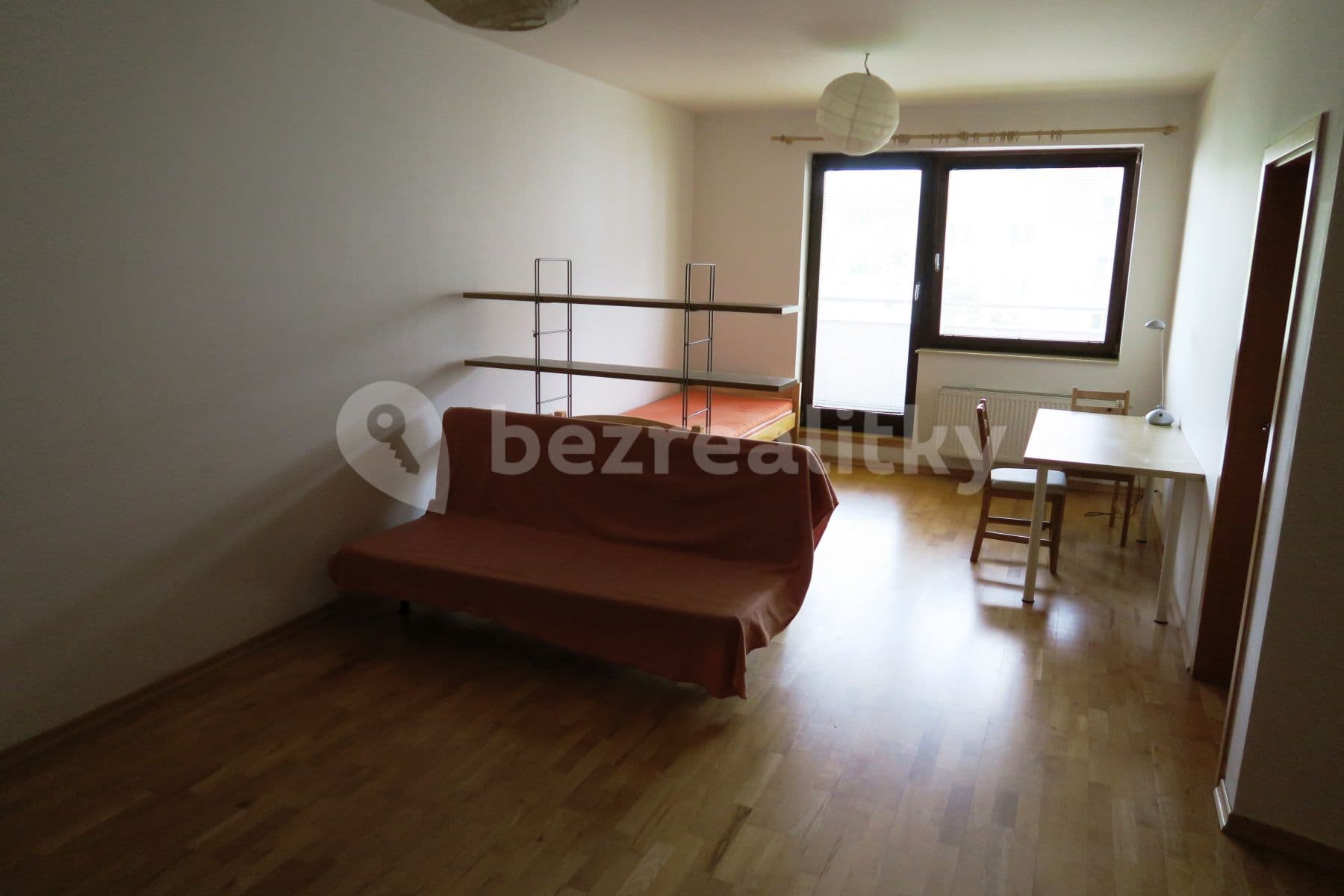 Prenájom bytu 2-izbový 65 m², Irská, Praha, Praha Prenájom bytu 2-izbový 65 m², Irská, Praha, Praha