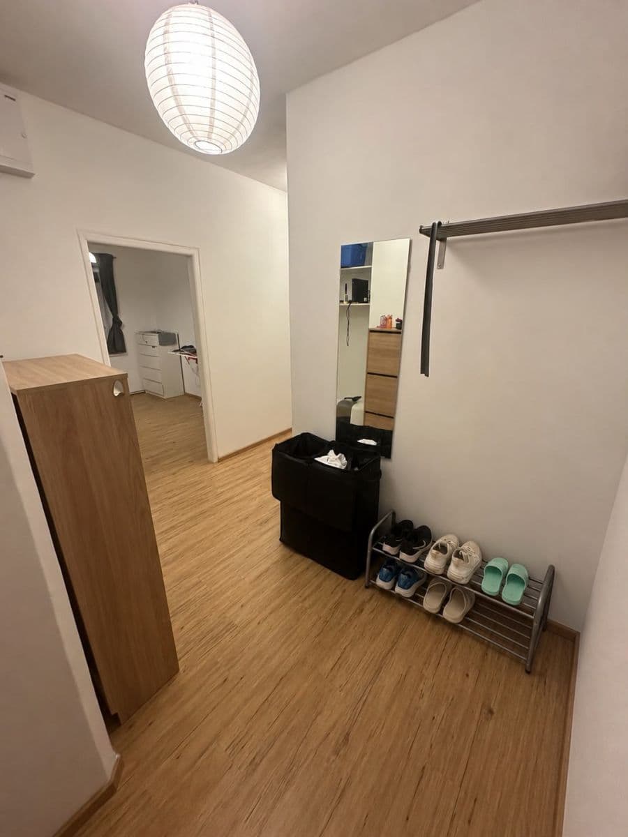 Prenájom bytu 2-izbový 56 m², Žinkovská, Praha, Praha Prenájom bytu 2-izbový 56 m², Žinkovská, Praha, Praha