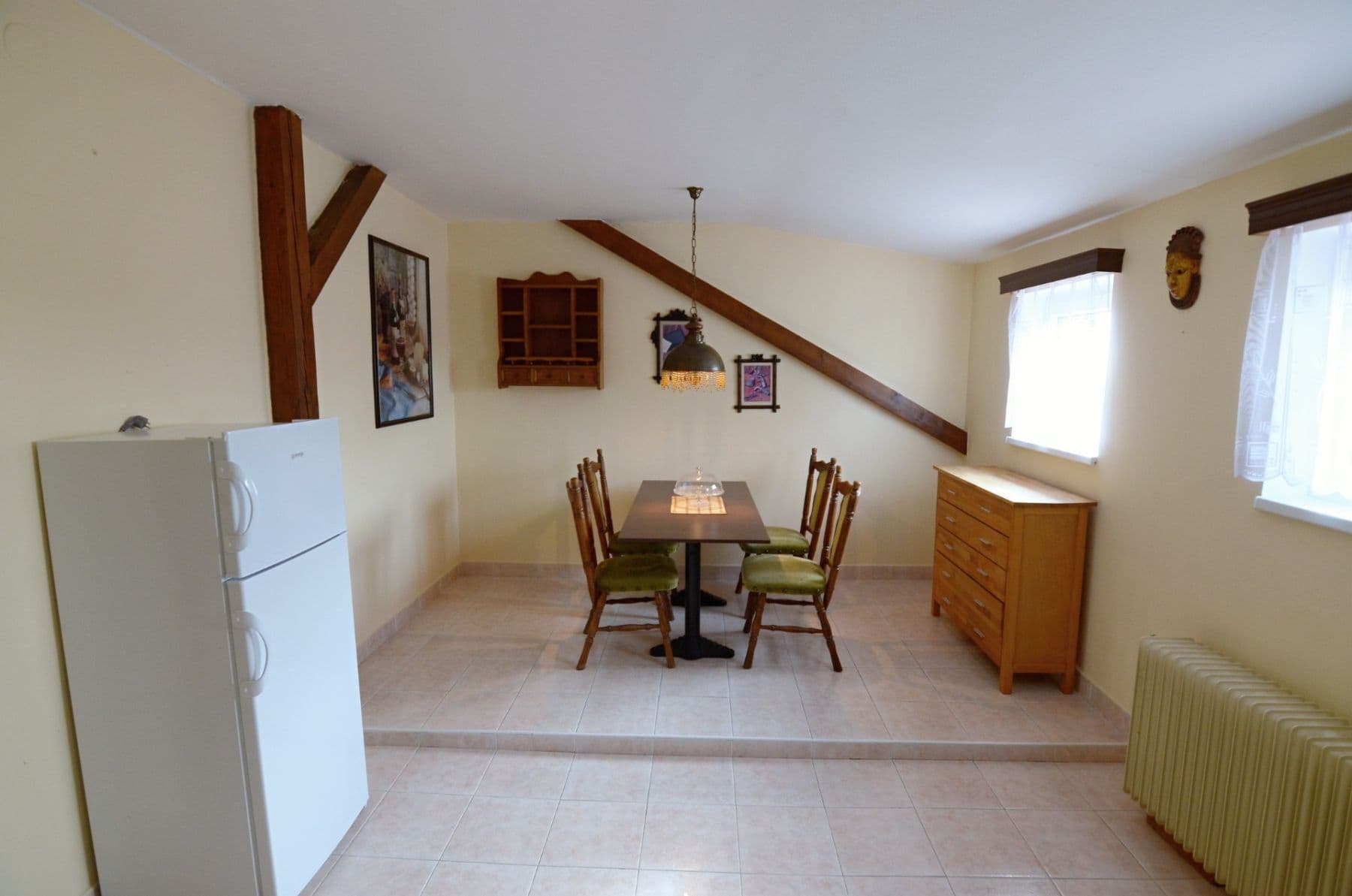 Prenájom bytu 4-izbový 200 m², Záboří, Jihočeský kraj Prenájom bytu 4-izbový 200 m², Záboří, Jihočeský kraj