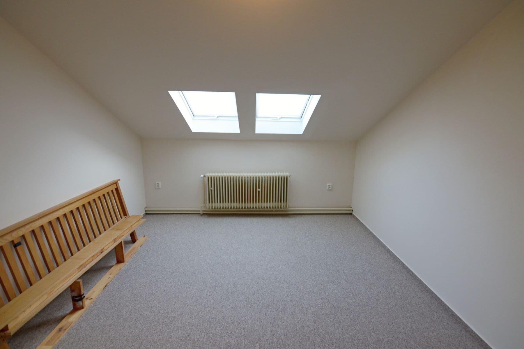 Prenájom bytu 4-izbový 200 m², Záboří, Jihočeský kraj Prenájom bytu 4-izbový 200 m², Záboří, Jihočeský kraj