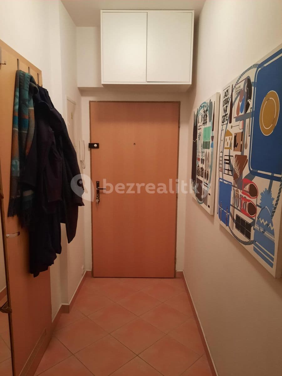 Prenájom bytu 1-izbový 30 m², Merhoutova, Praha, Praha Prenájom bytu 1-izbový 30 m², Merhoutova, Praha, Praha