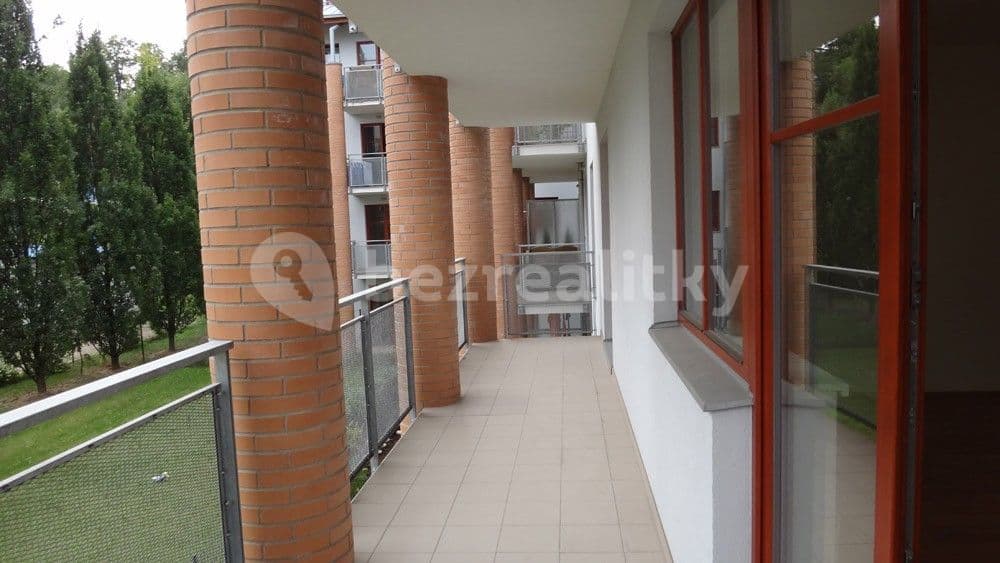 Prenájom bytu 2-izbový 64 m², Paťanka, Praha, Praha Prenájom bytu 2-izbový 64 m², Paťanka, Praha, Praha
