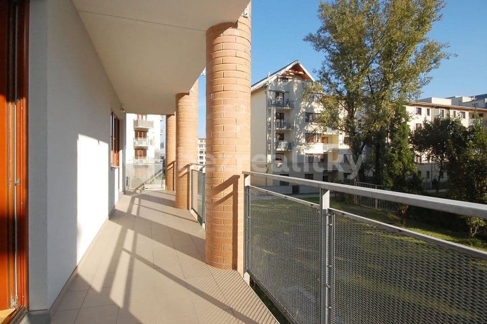 Prenájom bytu 2-izbový 64 m², Paťanka, Praha, Praha Prenájom bytu 2-izbový 64 m², Paťanka, Praha, Praha