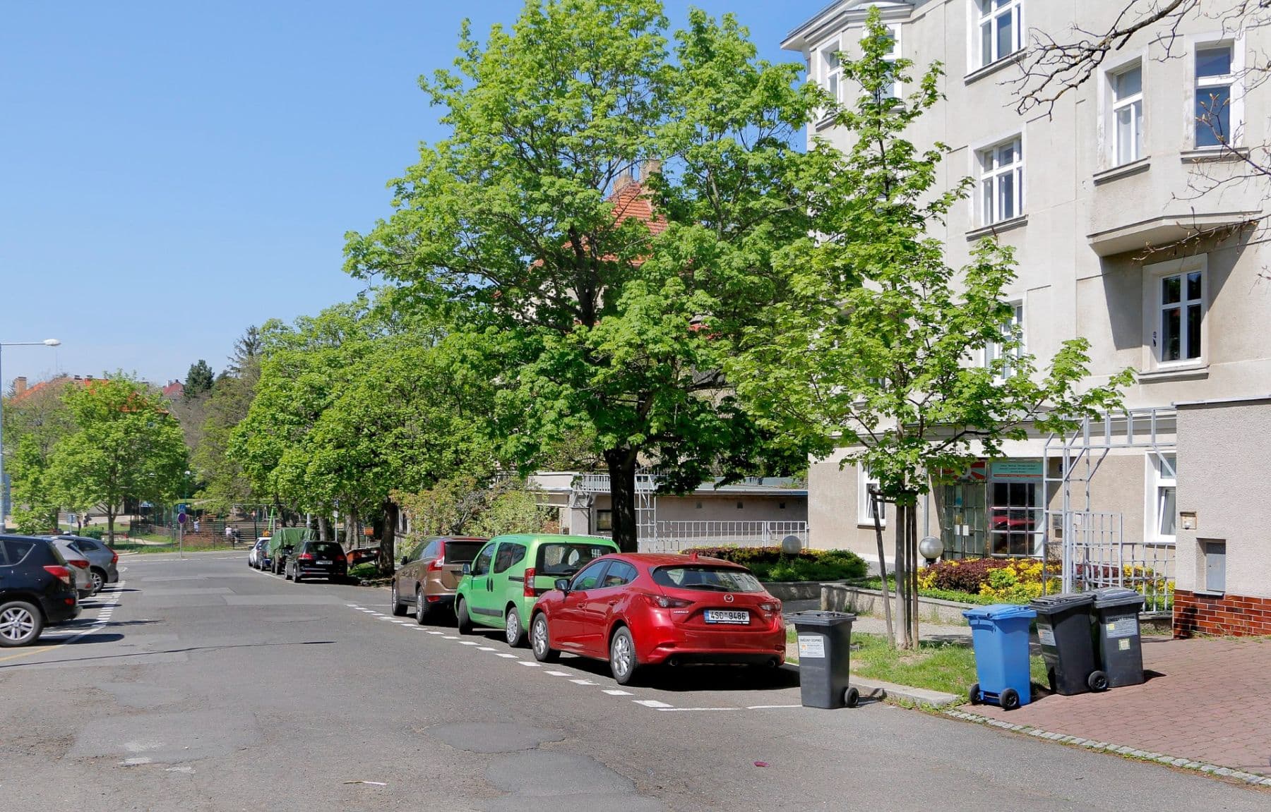 Prenájom bytu Garsoniéra 43 m², Na Hřebenkách, Praha, Praha Prenájom bytu Garsoniéra 43 m², Na Hřebenkách, Praha, Praha