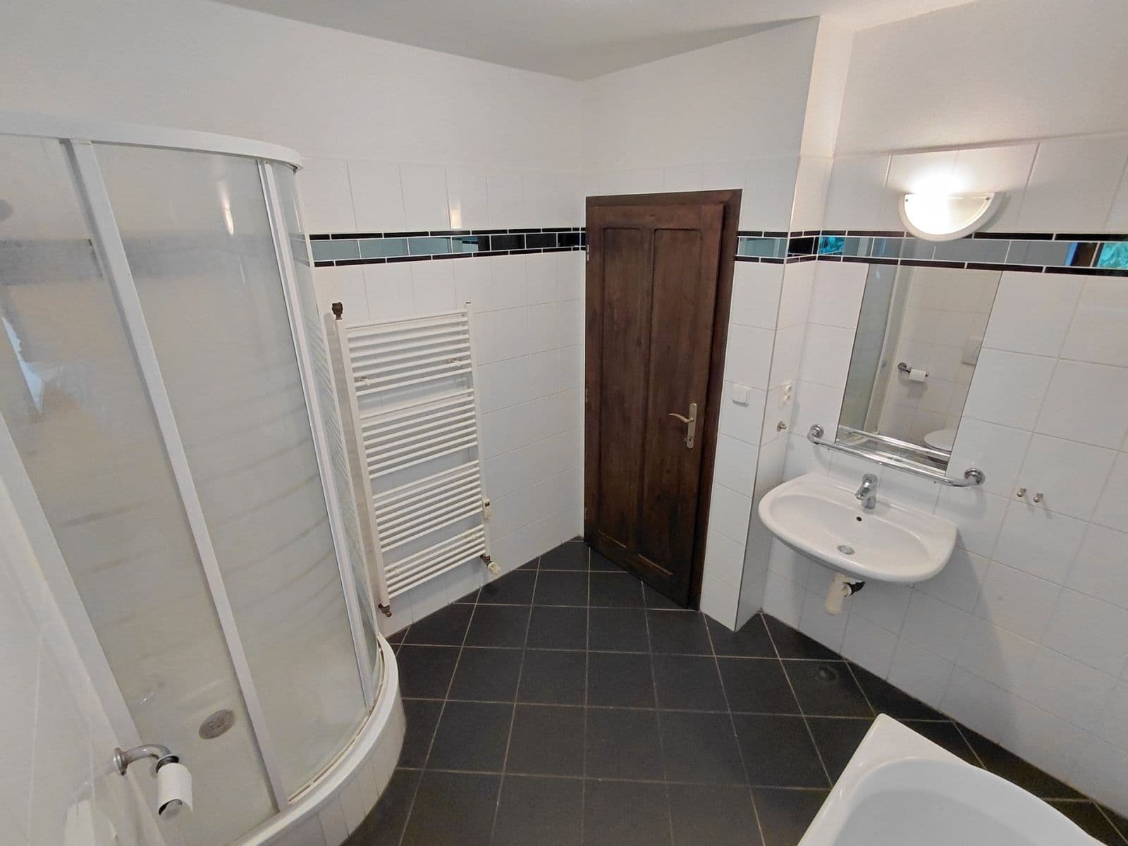 Prenájom bytu 3-izbový 87 m², Kubišova, Praha, Praha Prenájom bytu 3-izbový 87 m², Kubišova, Praha, Praha