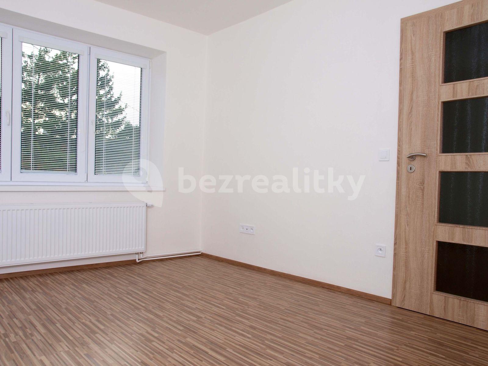 Prenájom bytu 2-izbový 60 m², Karla Hynka Máchy, Moravský Krumlov, Jihomoravský kraj