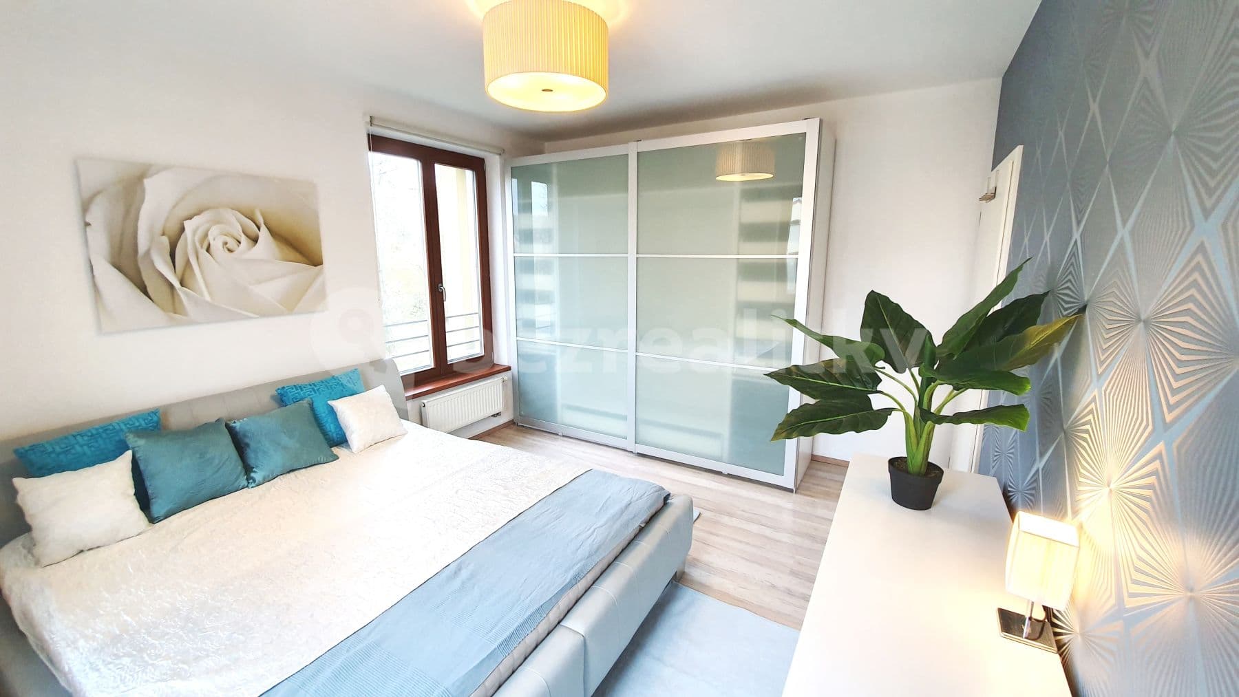 Prenájom bytu 3-izbový 92 m², K Náhonu, Praha, Praha Prenájom bytu 3-izbový 92 m², K Náhonu, Praha, Praha