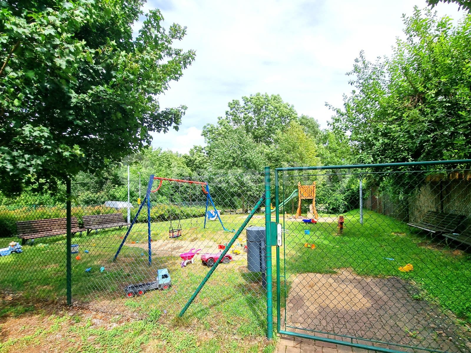 Prenájom bytu 3-izbový 92 m², K Náhonu, Praha, Praha Prenájom bytu 3-izbový 92 m², K Náhonu, Praha, Praha