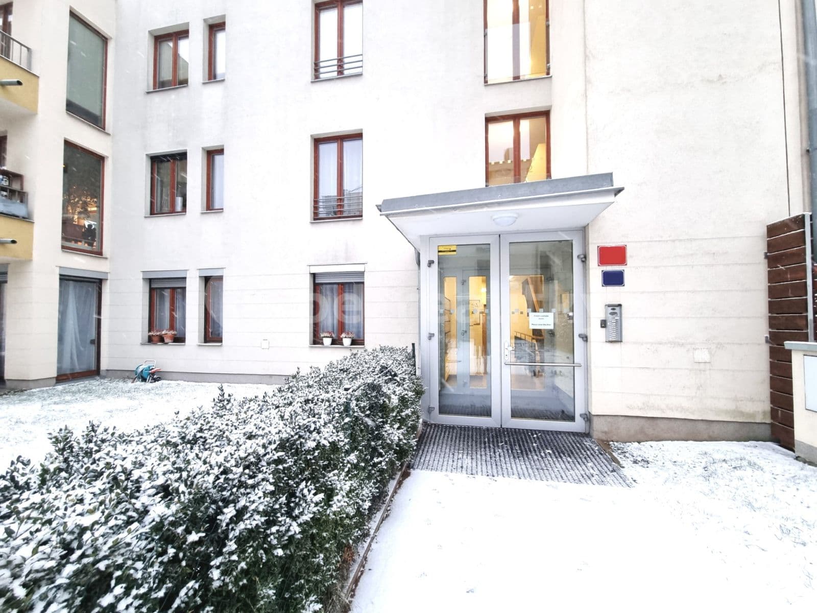 Prenájom bytu 3-izbový 92 m², K Náhonu, Praha, Praha Prenájom bytu 3-izbový 92 m², K Náhonu, Praha, Praha