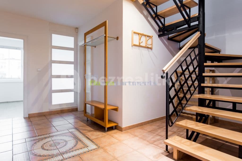 Prenájom bytu 5-izbový 240 m², Přemyslovská, Praha, Praha Prenájom bytu 5-izbový 240 m², Přemyslovská, Praha, Praha