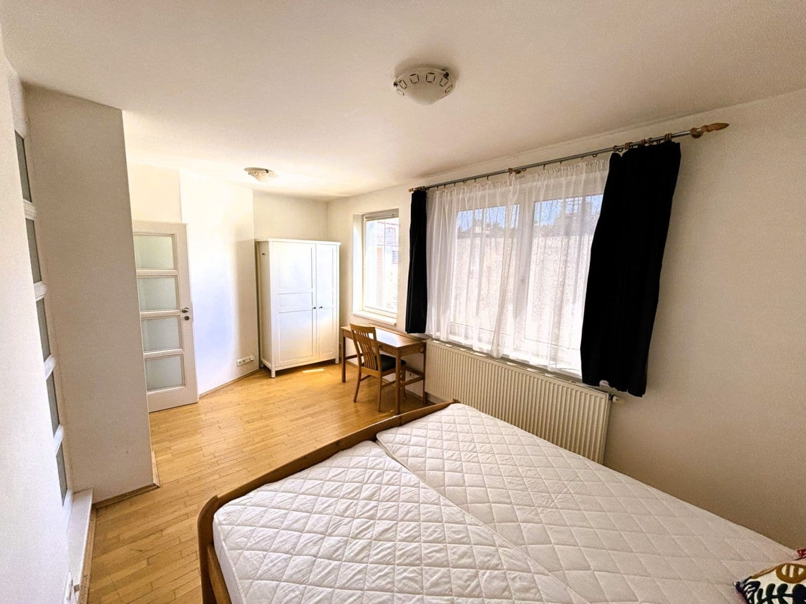 Prenájom bytu 5-izbový 240 m², Přemyslovská, Praha, Praha Prenájom bytu 5-izbový 240 m², Přemyslovská, Praha, Praha