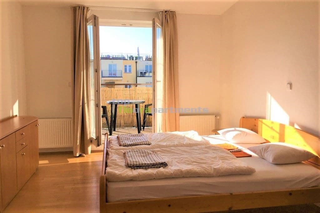 Prenájom bytu 3-izbový 93 m², Přemyslovská, Praha, Praha Prenájom bytu 3-izbový 93 m², Přemyslovská, Praha, Praha