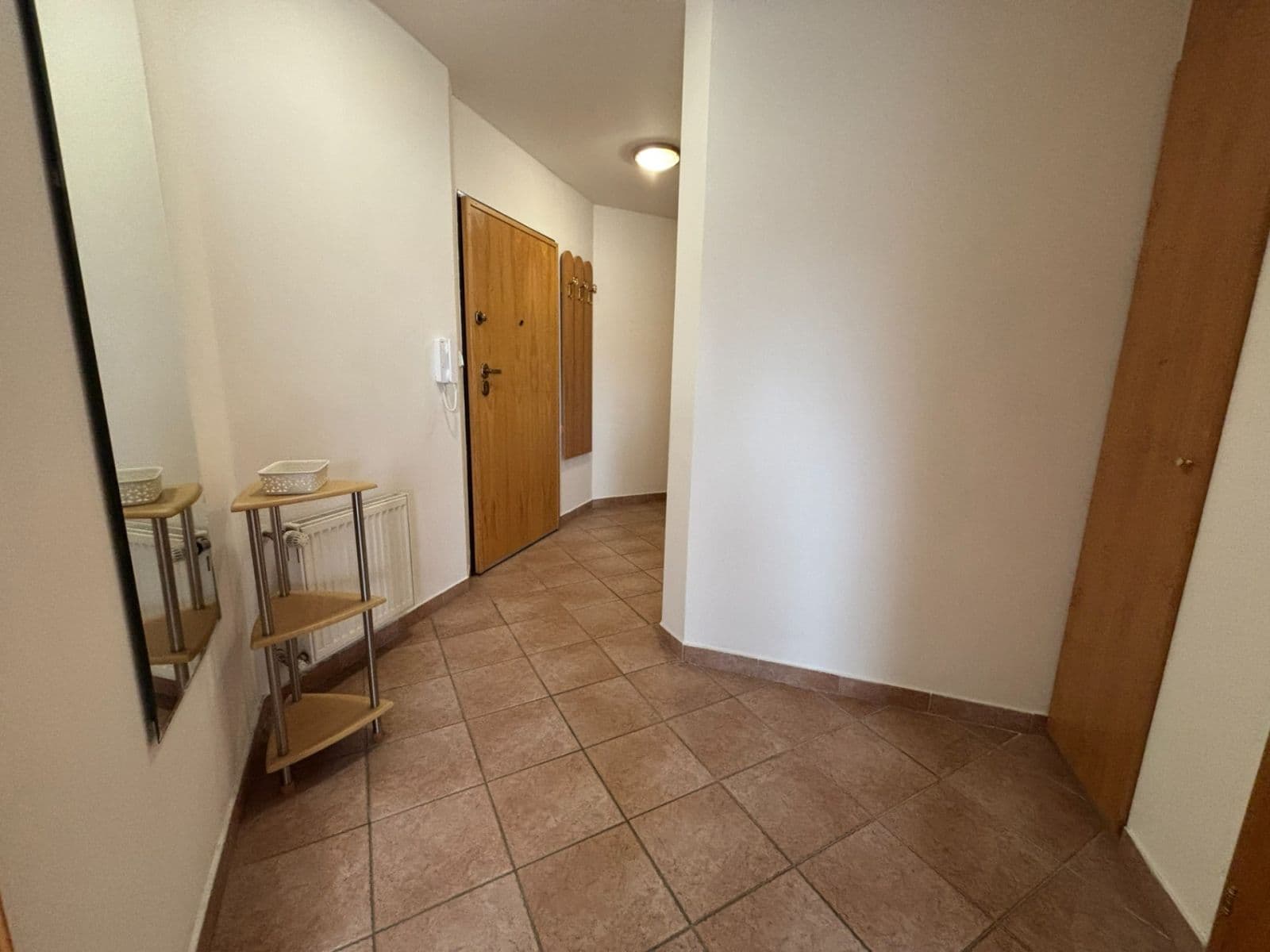 Prenájom bytu 3-izbový 93 m², Přemyslovská, Praha, Praha Prenájom bytu 3-izbový 93 m², Přemyslovská, Praha, Praha